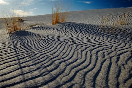 simsearch:862-08091421,k - Sand ripples in desert, USA Fotografie stock - Premium Royalty-Free, Codice: 693-03317564