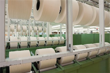 Spinnerei-Werksmaschine Stockbilder - Premium RF Lizenzfrei, Bildnummer: 693-03317661