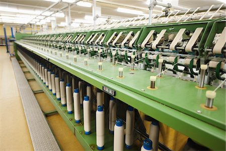 Spinning factory machinery Foto de stock - Sin royalties Premium, Código: 693-03317680