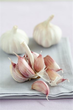 Fresh garlic Foto de stock - Sin royalties Premium, Código: 693-03317694