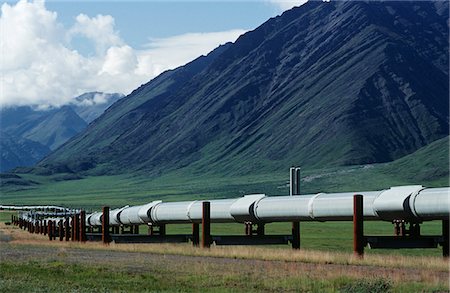 pipeline - Pipeline Dalton Highway aux États-Unis, en Alaska, dans la vallée Photographie de stock - Premium Libres de Droits, Code: 693-03311331