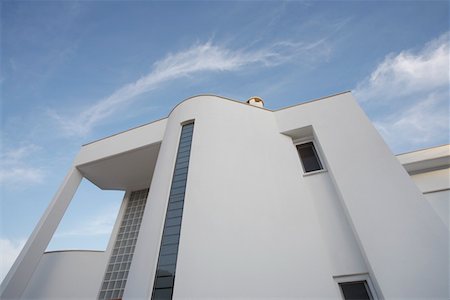 simsearch:693-03312386,k - Cyprus, Facade of contemporary house Fotografie stock - Premium Royalty-Free, Codice: 693-03312373