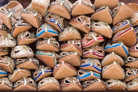 simsearch:693-03313658,k - Dubai, UAE, Sandals made from camel skins are for sale in the Bur Dubai souq. Stock Photo - Premium Royalty-Free, Code: 693-03313656