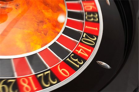 roulette (jeu) - Roue de roulette, gros plan Photographie de stock - Premium Libres de Droits, Code: 693-03565422