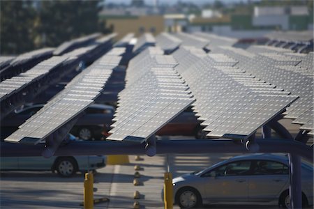 solar power usa - Photovoltaic array in Los Angeles, California Stock Photo - Premium Royalty-Free, Code: 693-03643952