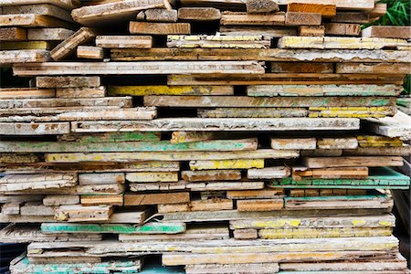 plank - Planches de bois utilisés pour fabriquer des moulages béton Photographie de stock - Premium Libres de Droits, Code: 693-03782983