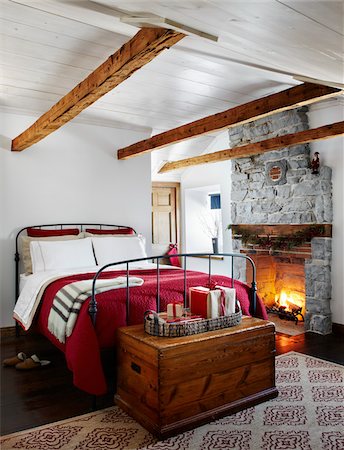 fire (things burning controlled) - Country Bedroom Decorated for Christmas Stock Photo - Rights-Managed, Code: 700-04183475