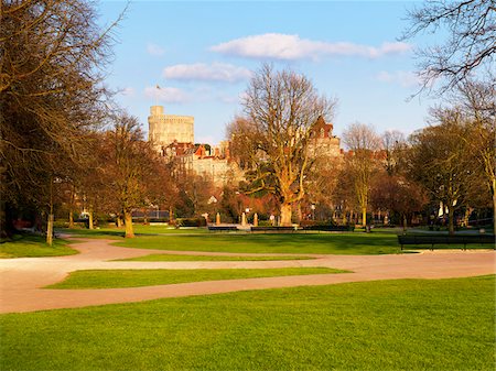 english garden not people - Alexandra Gardens and Windsor Castle, Windsor, Berkshire, England, United Kingdom Stock Photo - Rights-Managed, Code: 700-04424981