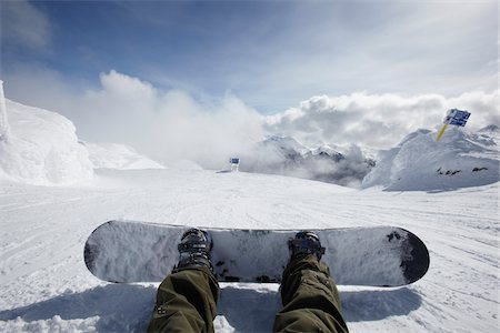 strassengabelung - Snowboarders Feet, Whistler Mountain, Whistler, British Columbia, Canada Foto de stock - Con derechos protegidos, Código: 700-05389326