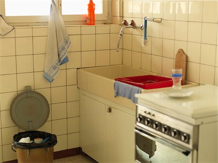 Old Kitchen Foto de stock - Con derechos protegidos, Código: 700-05389533