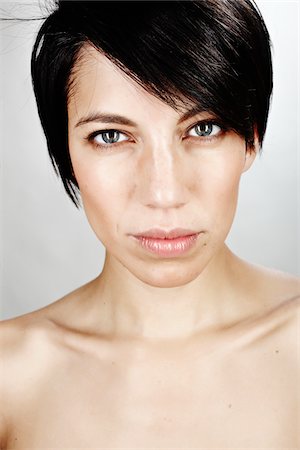 portrait woman short hair - Close-Up of Woman Stock Photo - Rights-Managed, Code: 700-05451025