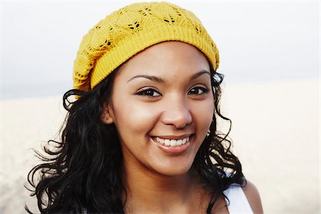 Close-Up of Woman Wearing Hat Foto de stock - Con derechos protegidos, Código: 700-05451027