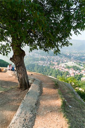 View of City from Yellow Bastion, Sarajevo, Federation of Bosnia and Herzegovina, Bosnia and Herzegovina Foto de stock - Con derechos protegidos, Código: 700-05451989