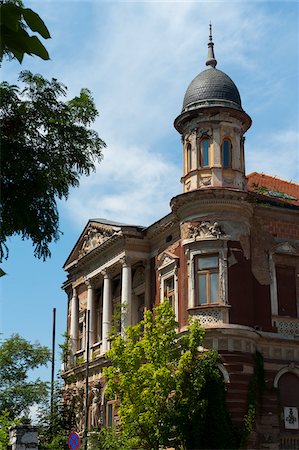 Musée du XIV hiver Jeux olympiques de Sarajevo, Fédération de Bosnie-Herzégovine, Bosnie-Herzégovine Photographie de stock - Rights-Managed, Code: 700-05451997