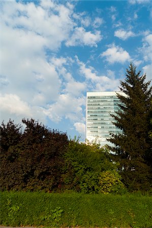 Bâtiment du Parlement bosniaque, Sarajevo, Fédération de Bosnie -Herzégovine, Bosnie-Herzégovine Photographie de stock - Rights-Managed, Code: 700-05452011