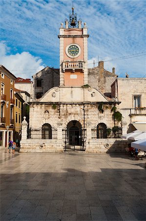 Loggia de garde de ville et l'église du Saint-Laurent, Narodni Trg, Zadar, comitat de Zadar, Dalmatie, Croatie Photographie de stock - Rights-Managed, Code: 700-05452024