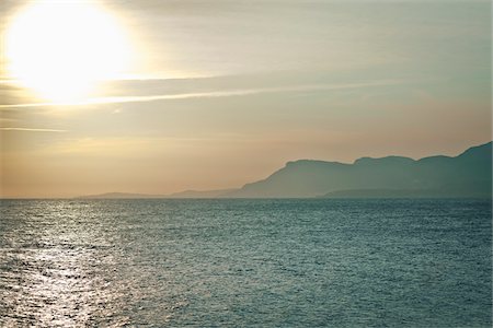 Vue sur la mer Méditerranée de Bordighera, Province d'Imperia, Italie Photographie de stock - Rights-Managed, Code: 700-05560313