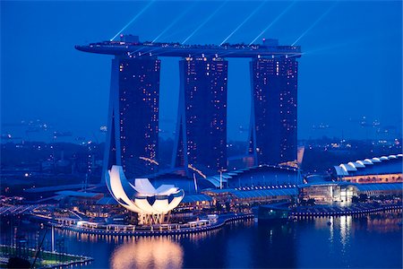 singapore building in the evening - Marina Bay Sands Resort, Marina Bay, Singapore Stock Photo - Rights-Managed, Code: 700-05609417