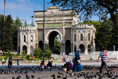 Principale entrée, la place Beyazit, Istanbul University, Istanbul, Turquie Photographie de stock - Rights-Managed, Code: 700-05609523