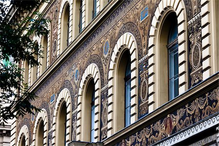 Gros plan du bâtiment Windows, Andrassy Ut, Budapest, Hongrie Photographie de stock - Rights-Managed, Code: 700-05609814