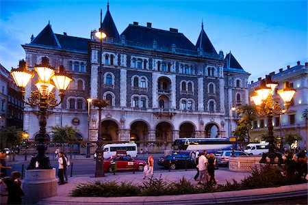 Architektur an der Dämmerung, Andrassy Ut, Budapest, Ungarn Stockbilder - Lizenzpflichtiges, Bildnummer: 700-05609827