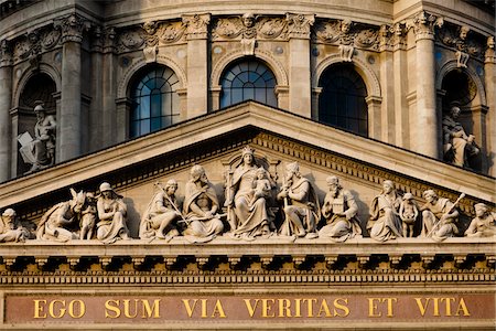 relief art - Close-Up of Tympanum, St. Stephen's Basilica, Budapest, Hungary Stock Photo - Rights-Managed, Code: 700-05609836