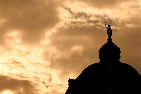 Close-Up of Dome, Museum of Natural History, Vienna, Austria Stock Photo - Rights-Managed, Code: 700-05609899