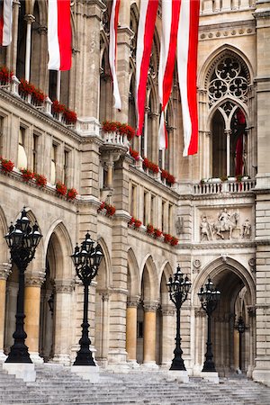 escultura a relieve - Close-Up of Rathaus, Vienna, Austria Foto de stock - Con derechos protegidos, Código: 700-05609918