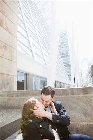 Couple Kissing Foto de stock - Con derechos protegidos, Código: 700-05641796