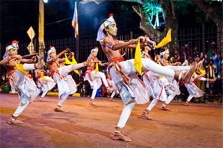 Wood Tappers, Esala Perehera Festival, Kandy, Sri Lanka Foto de stock - Con derechos protegidos, Código: 700-05642324