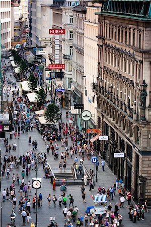 shopping district - Karntner Strasse Shopping Area, Vienna, Austria Stock Photo - Rights-Managed, Code: 700-05642353