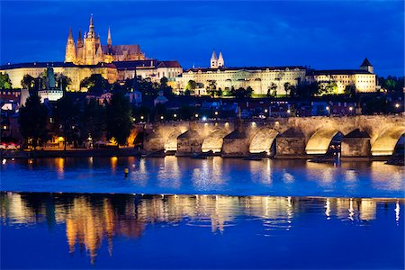 river vltava - Prague Castle at Night, Prague, Czech Republic Stock Photo - Rights-Managed, Code: 700-05642367