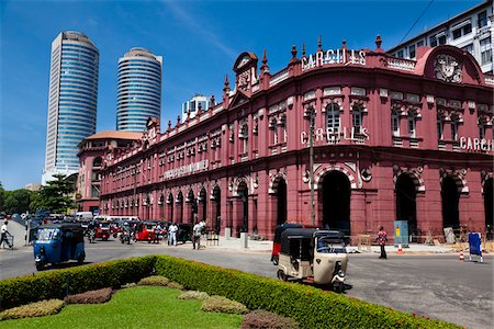 Millers & Cargills bâtiment avec le World Trade Center en arrière-plan, District de Fort, Pettah, Colombo, Sri Lanka Photographie de stock - Rights-Managed, Code: 700-05642551