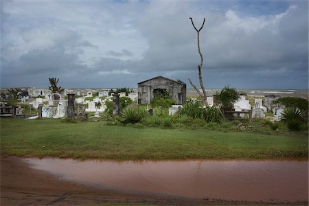 photos of ominous sea storms - Chinese Cemetery, Madagascar Stock Photo - Rights-Managed, Code: 700-05756346