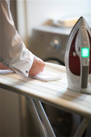 Man Ironing Foto de stock - Con derechos protegidos, Código: 700-05786588