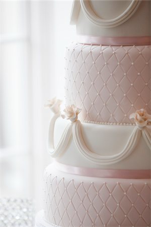 pink white close up - Close-Up of Wedding Cake Stock Photo - Rights-Managed, Code: 700-05786595