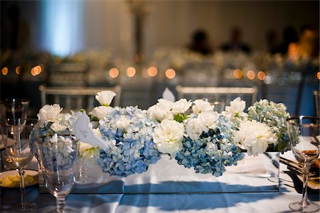 Decorated Tables at Wedding Reception Foto de stock - Con derechos protegidos, Código: 700-05786676