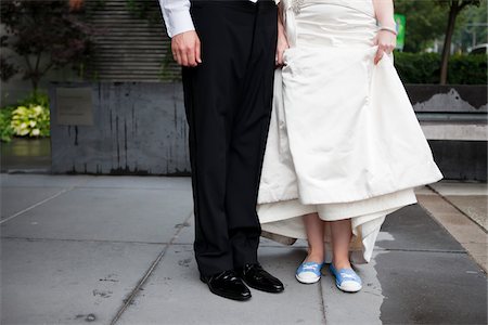 slippers women - Bride and Groom Stock Photo - Rights-Managed, Code: 700-05786679