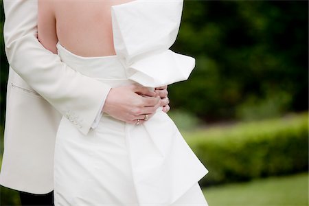 Bride and Groom Hugging Foto de stock - Con derechos protegidos, Código: 700-05803123