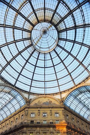 Dôme en verre de la Galleria Vittorio Emanuele II, Milan, Lombardie, Italie Photographie de stock - Rights-Managed, Code: 700-05821957