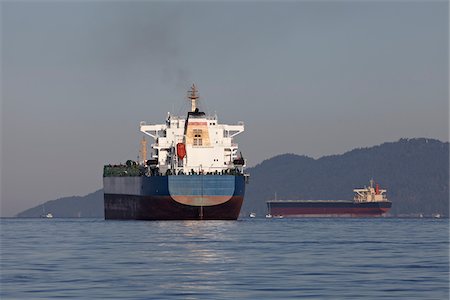 Ocean Freighter, Vancouver, British Columbia, Canada Foto de stock - Con derechos protegidos, Código: 700-05822050