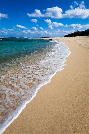 surf (waves hitting shoreline) - Tomori Beach, Amami Oshima, Amami Islands, Kagoshima Prefecture, Japan Foto de stock - Con derechos protegidos, Código: 700-05837385