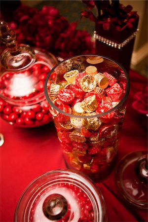 souvenir de fête - Bocaux de bonbons Photographie de stock - Rights-Managed, Code: 700-05855107