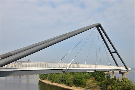 foot bridge and nobody - Bridge, Dusseldorf, North Rhine Westphalia, Germany Stock Photo - Rights-Managed, Code: 700-05948195