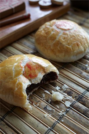 Still Life of Chinese Buns Stock Photo - Rights-Managed, Code: 700-05973037