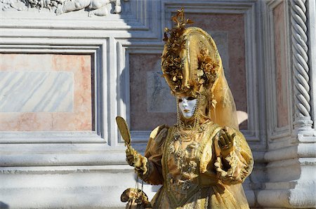 Porträt der Frau im Kostüm im Karneval, Venedig, Italien Stockbilder - Lizenzpflichtiges, Bildnummer: 700-05973337