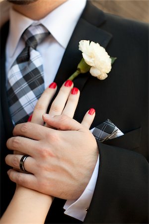 Close-Up of Bride and Groom's Hands Foto de stock - Con derechos protegidos, Código: 700-05973640