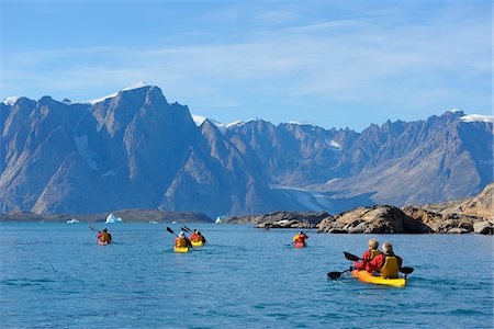 fjord - Kayak de mer, montagnes de Bjorn rel, Ittoqqortoormiit, Groenland Photographie de stock - Rights-Managed, Code: 700-06009021