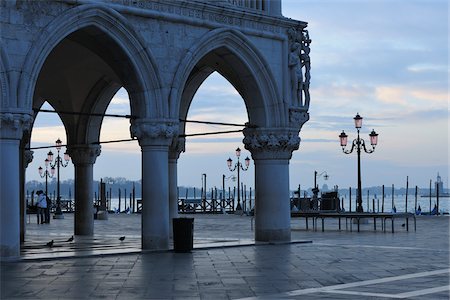 Palais des Doges à l'aube, Venise, Vénétie, Italie Photographie de stock - Rights-Managed, Code: 700-06009348