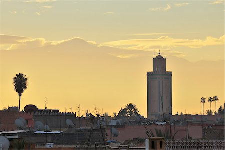 Minaret, les toits et les montagnes de l'Atlas, Marrakech, Maroc Photographie de stock - Rights-Managed, Code: 700-06037961